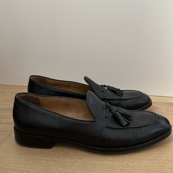 Allen Edmonds Other - Allen Edmonds Perugia Men’s 10.5 Italian Leather Tassle Loafers Slip On Black